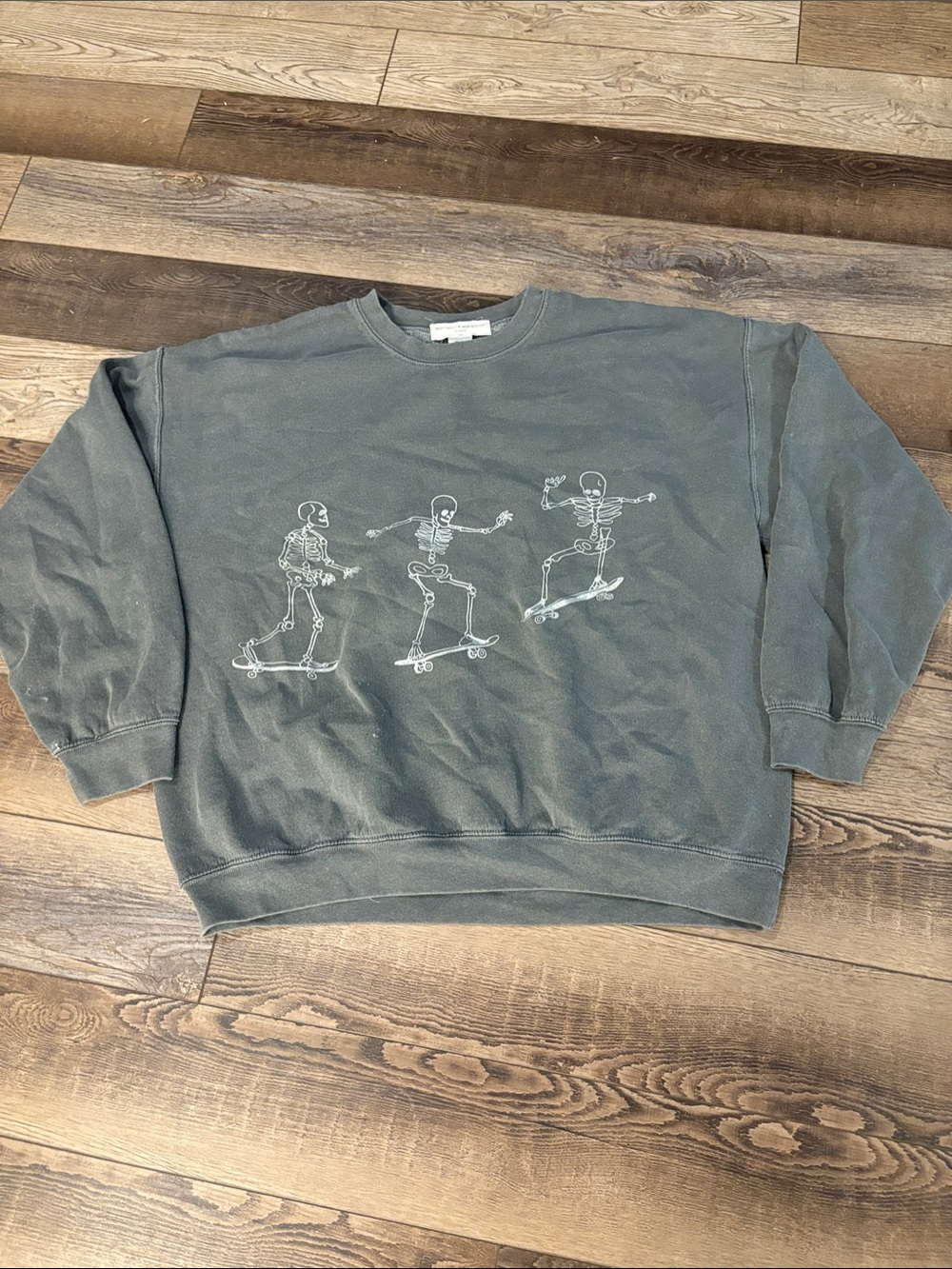 PROJECT SOCIAL T/URBAN OUTFITTERS Grey Skater Skeletons Sweatshirt Sz L/ XL